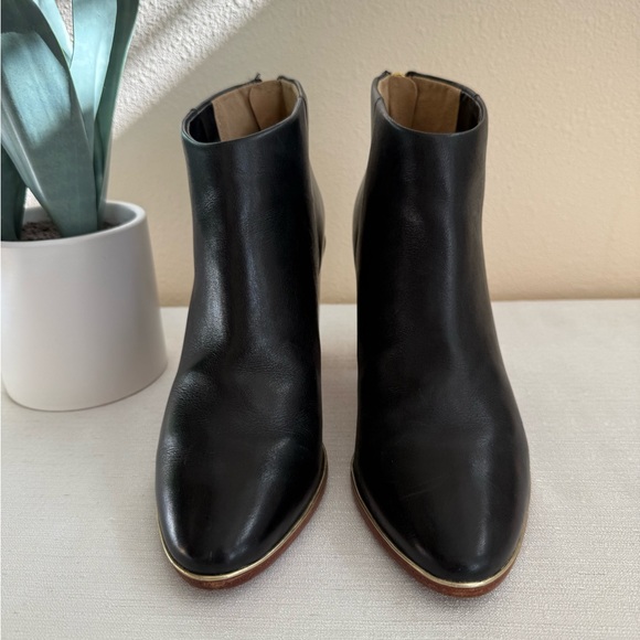 Ted Baker Black Leather Ankle Booties with Brown Heel - Picture 5 of 13